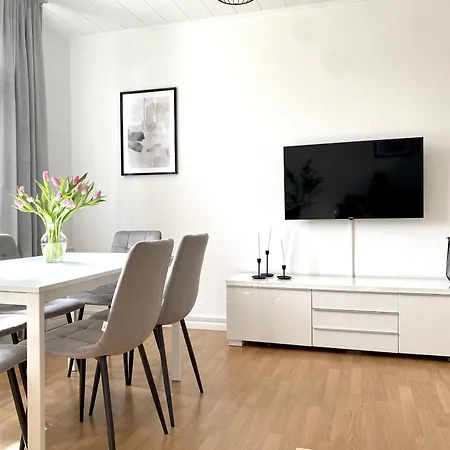 In Schwarzwald Fuer 6 Pers, *